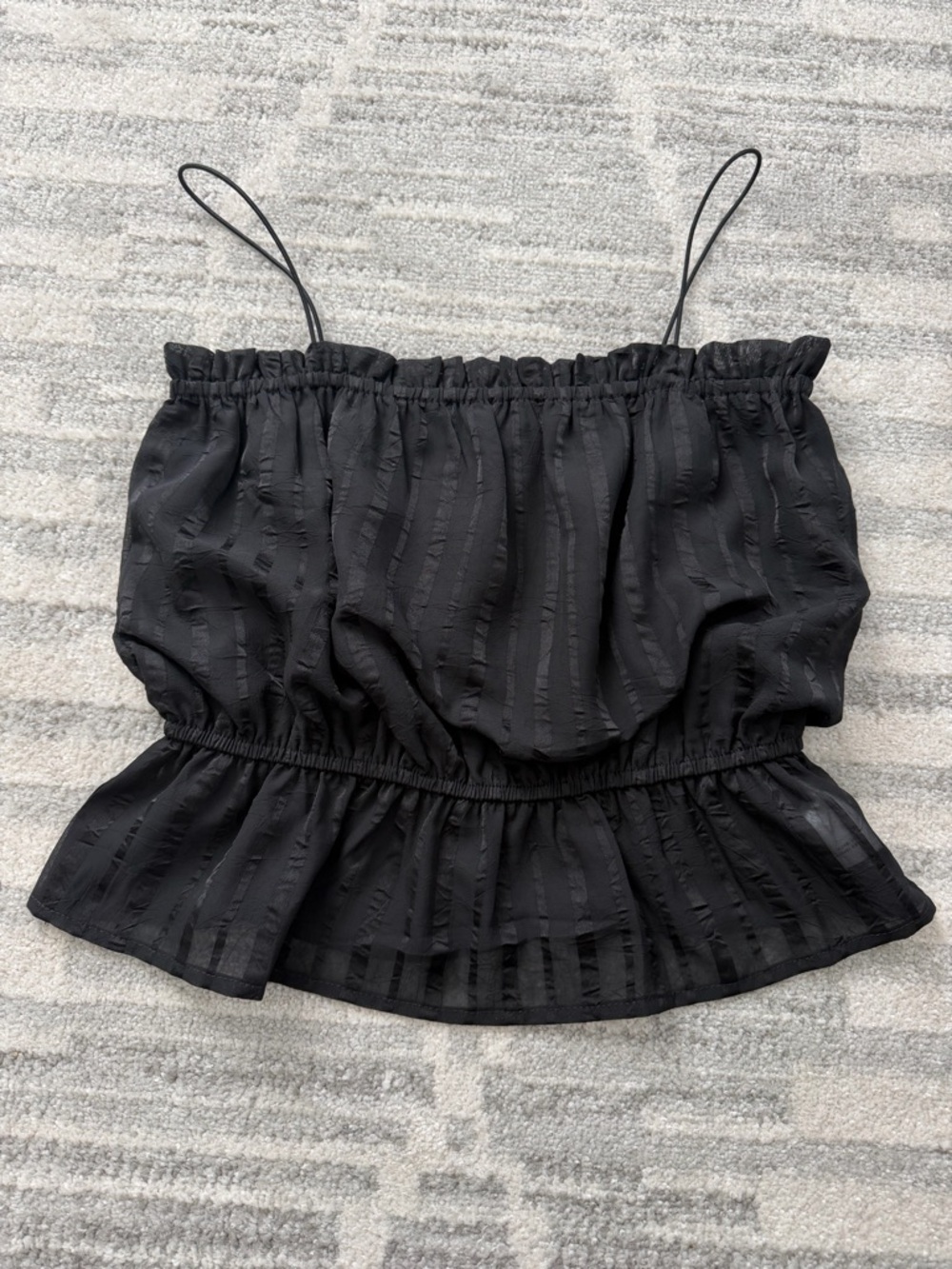 NWOT Lulu's Cropped Peplum Top
